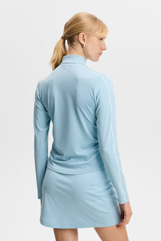 Adiola Quarter Zip Mid Layer / Vergissmeinnicht