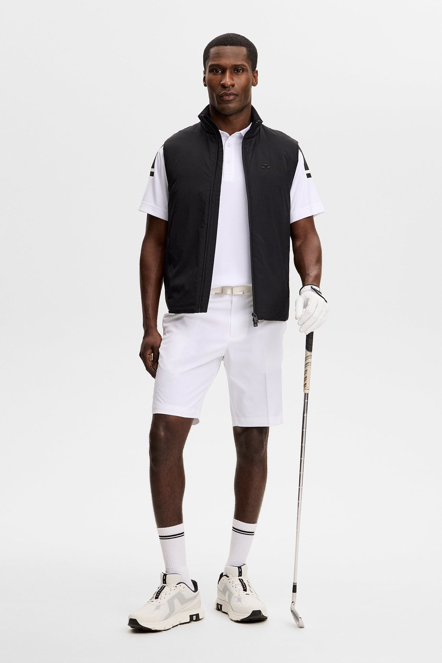 Vent Shorts / White