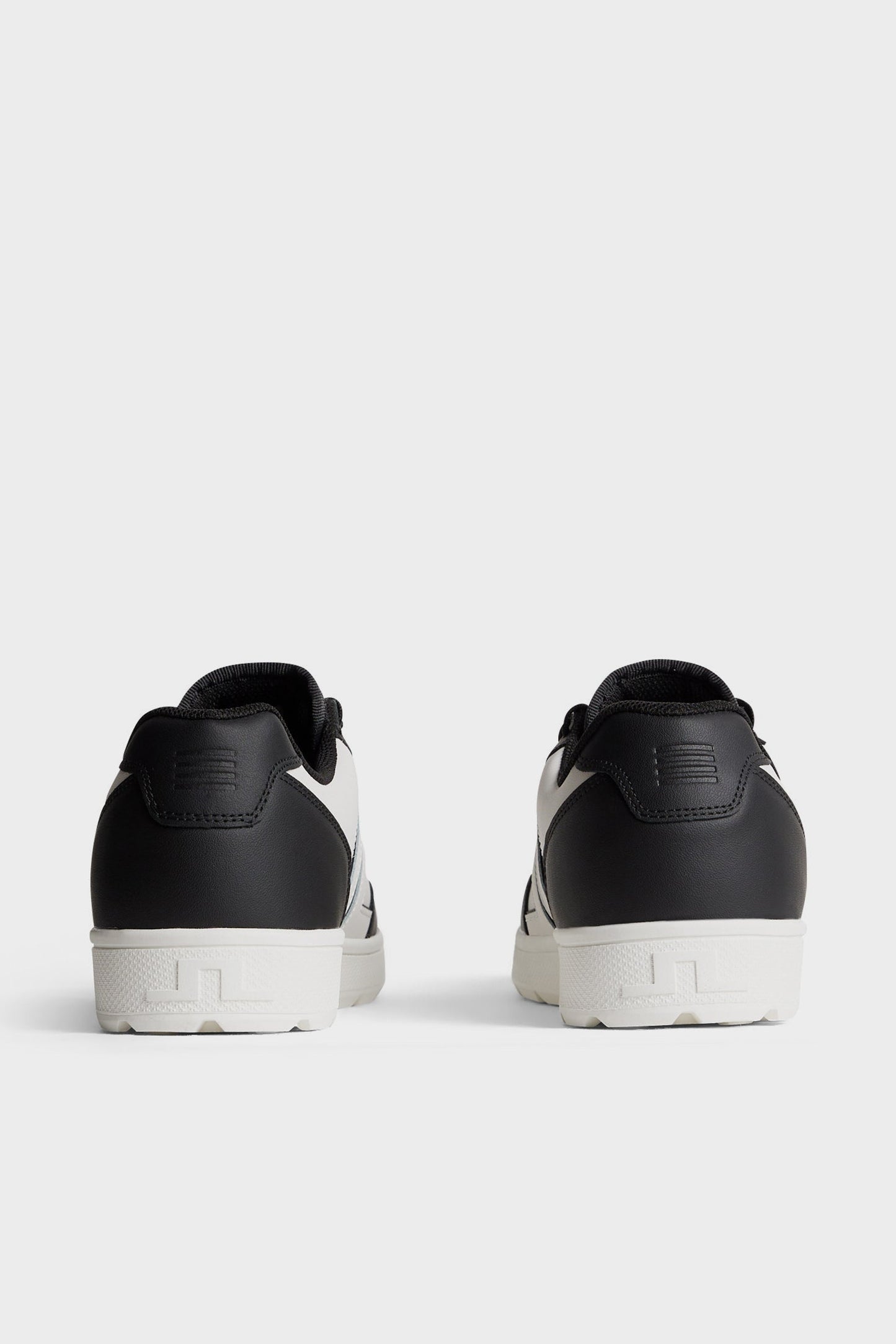 Ace Low-Top Golf-Sneaker / Schwarz