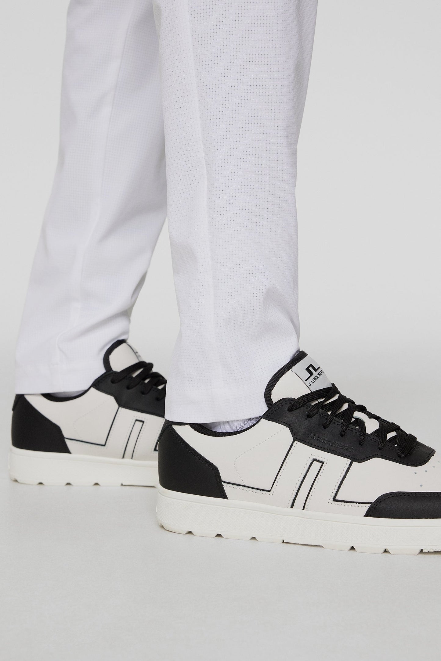 Ace Low-Top Golf-Sneaker / Schwarz
